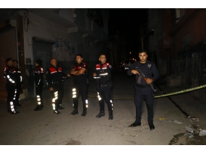 Adana’da Komşu Kavgası Kanlı Bitti: 1 Ağır Yaralı