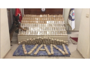 Park Halindeki Minibüsten 269 Kilo Eroin Ele Geçirildi