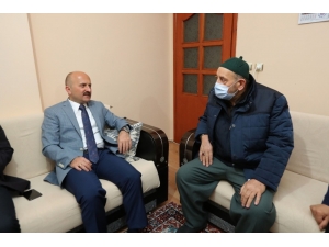 Karaciğer Nakli İle Hayata Yeniden Tutundu