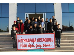 Mezun Olduğu Ortaokulun Öğrencilerine Görev Yaptığı İlçeyi Tanıttı