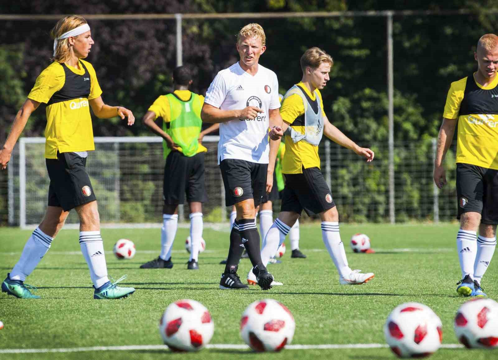 dirk-kuyt-11-yil-sonra-fenerbahce-ye-dondu