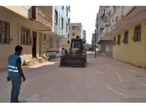 Eyyübiye’de Yol Yapım Çalışması Sürüyor