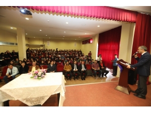 Başkan Çiftçi Öğrencilerle Buluştu