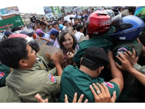 Malezya, Kamboçyalı Muhalif Aktivistleri Serbest Bıraktı