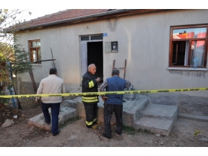 Sigaradan Çıkan Yangında Hayatını Kaybetti