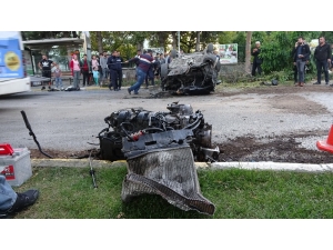 Ortalığın Savaş Alanına Döndüğü Kazadan Sürücü Yaralı Kurtuldu