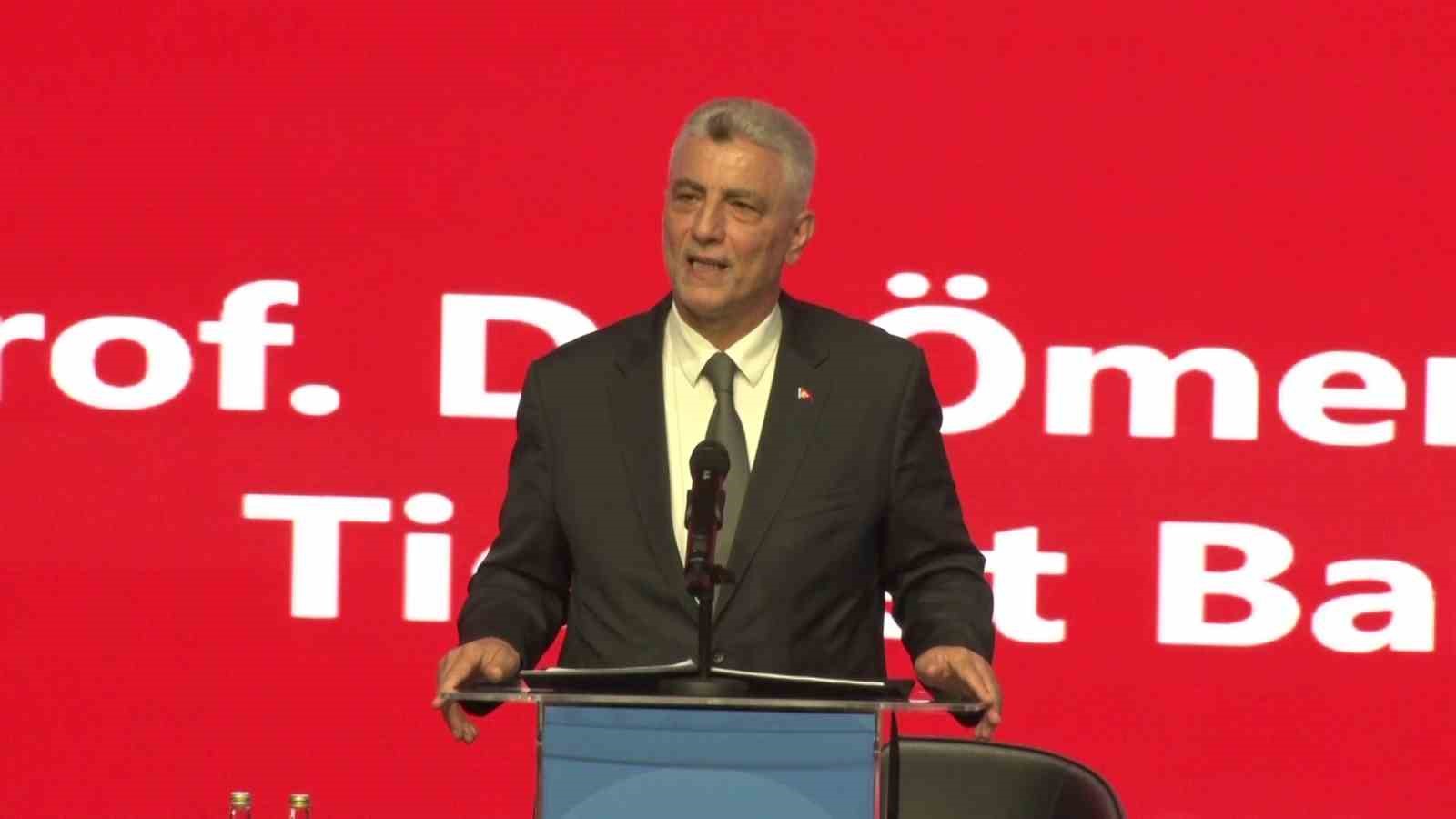 ticaret-bakani-bolat-dunya-ekonomisi-covid-in-patladigi-2020-basindan-bu-yana-zor-bir-donemden-geciyor