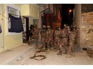 Adana’da Deaş Ve El Kaide Operasyonu: 10 Gözaltı Kararı