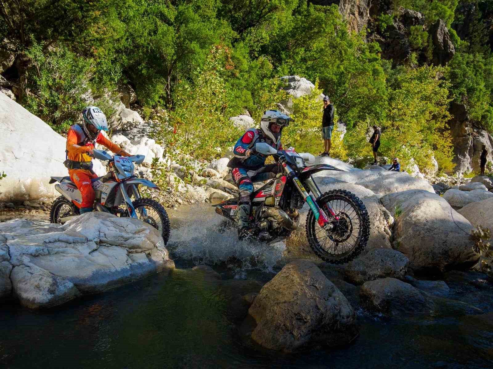 sea-to-sky-da-zirve-mucadelesi-kemer-de-devam-edecek