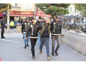 Uyuşturucu Şüphelileri Adliyede