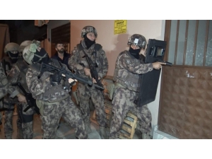 Bursa Emniyeti’nden Suç Makinelerine Operasyon: 151 Kişi Yakalandı