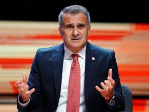Şenol Güneş: "2022 Benim İçin Final Olacak"