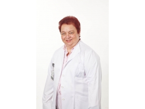 "Kemik İliği Naklinde İlk Sırayı Lösemi Alıyor"