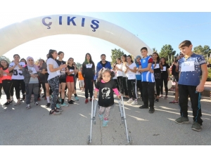 Gaün Geleneksel Atatürk Koşusuna Yoğun İlgi