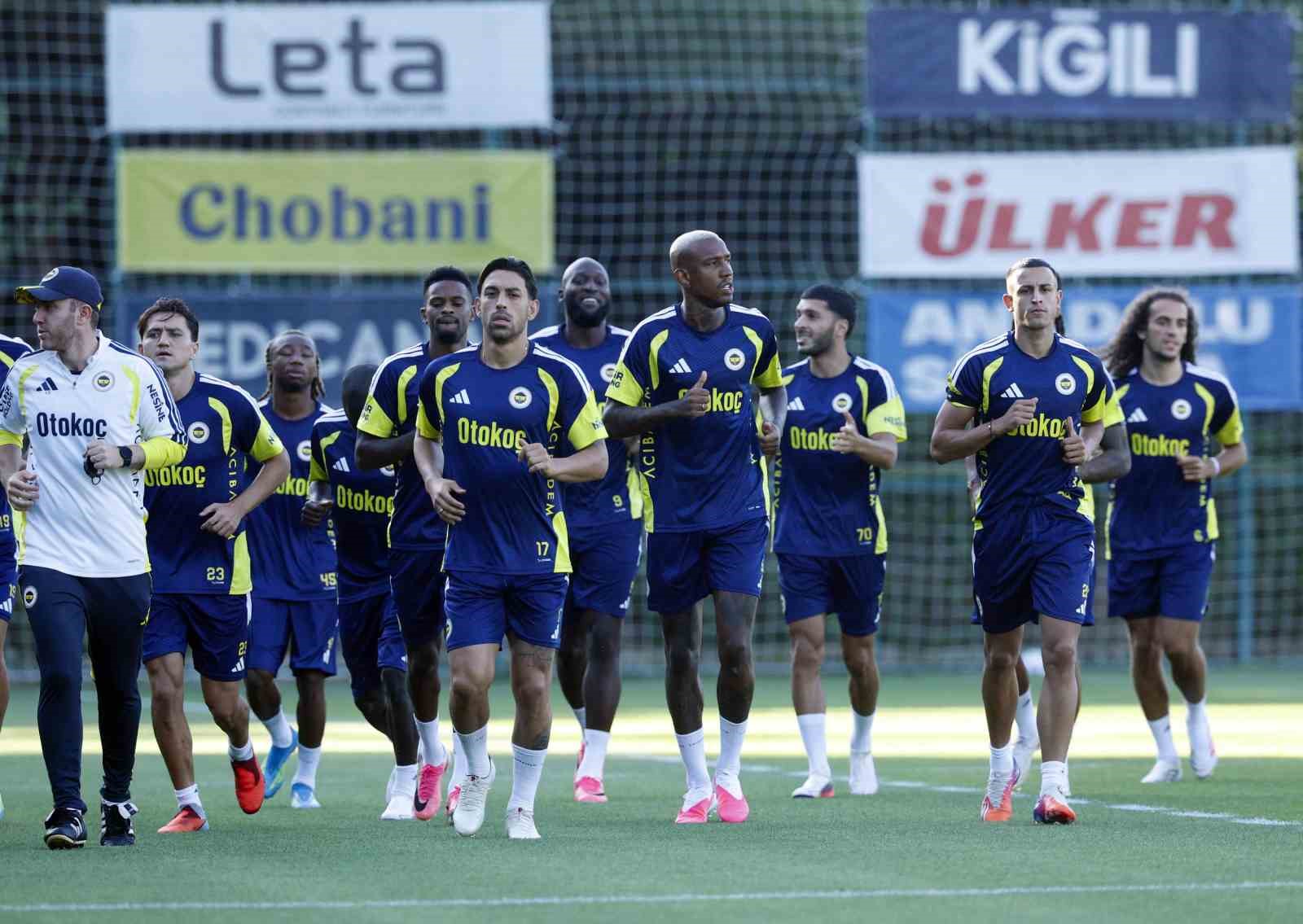 fenerbahce-lyon-macinin-hazirliklarini-surdurdu