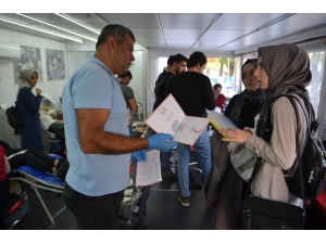 Azra Kök Hücre Bekliyor