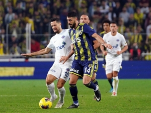 Süper Lig: Fenerbahçe: 3 - Kasımpaşa: 2 (Maç Sonucu)