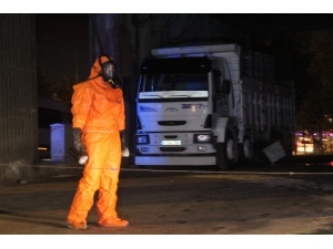 Yoldan Geçenler Kokuyu Fark Etti, Ekipler Harekete Geçti