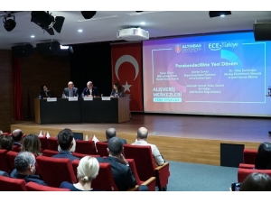 Uzmanlar, Avm’lerin Geleceğini Mercek Altına Aldı