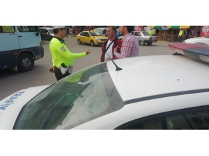 Trafik Polisleri Bu Kez Yayaları Uyardı