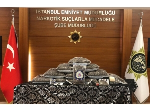 Narkotik Operasyonunda Doğumuna 2 Gün Kalan Hamile Kadının Üstünden Uyuşturucu Çıktı