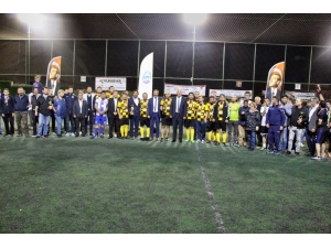 Söke Belediyesi Halı Saha Turnuvası Tamamlandı; Kurumlarda Milli Eğitim, Kuruluşlarda Kimsesizler Derneği Şampiyon