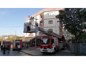 Ekmek Fırınında Çıkan Yangın Korkuttu