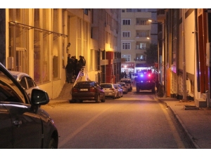 Jandarmaya Ateş Açtı, Yakalanacağını Anlayınca İntihar Etti