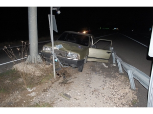 Alkollü Sürücü Kaza Yaptı