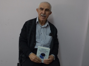 Kurulay Yılmaz, ‘Akılla Hesaplaşma’ İsimli Yeni Kitabını Okurlarıyla Buluşturdu