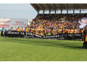 Süper Lig: Göztepe: 1 - Yeni Malatyaspor: 0 (İlk Yarı)