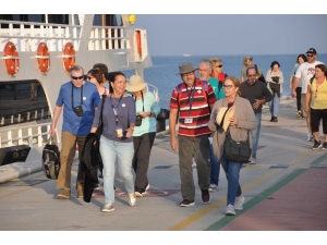 Kuşadası’nda Kruvaziyer Hareketliliği Sürüyor