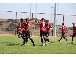 Kulaspor Evinde Farklı Kazandı