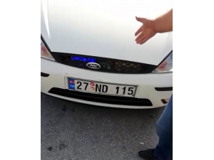 Gaziantep’te Çakar Lamba Kullanan Sürücüye Para Cezası