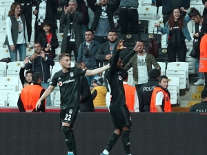 Beşiktaş Evinde Tam 1 Yıldır Kaybetmiyor