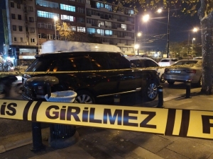 Fatih’te Kafede Oturan Bir Kişi Silahlı Saldırıya Uğradı