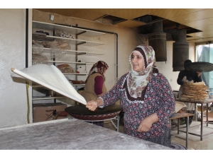 3 Çocuk Annesi Yöresel Ekmek Üretimiyle, 5 Kişiye İstihdam Sağladı