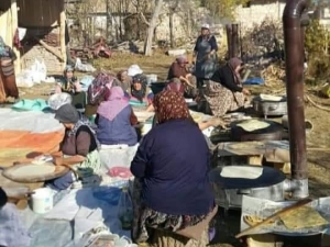 Çavdarhisar’da Kadınların Gözleme Hayrı