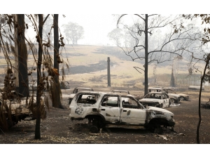 Avustralya Yangınlarla Mücadele Ediyor