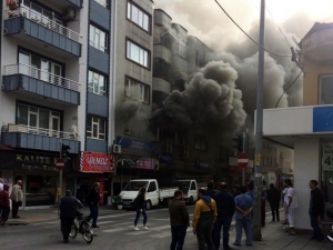 Sakarya’da Pasajda Çıkan Yangın Paniğe Neden Oldu