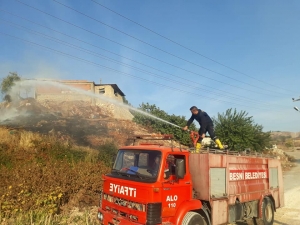Bahçe Yangını Evlere Sıçramadan Söndürüldü