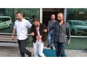 Silahlı Saldırı Ve Bıçakla Yaralamaya 2 Tutuklama