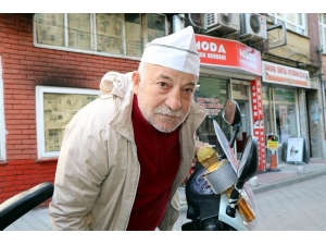 ’Karaoke Mikrofonu’ Seyyar Ciğercinin İşlerini Arttırdı