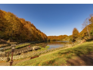 Sonbahar Ulugöl’e Yakıştı