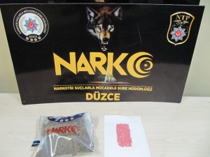 Valizden Uyuşturucu Çıktı