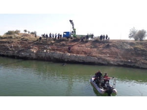 Annesinin Çelik Kasasını Çalmak İçin Şeytanın Aklına Gelmeyecek Plan Yaptı