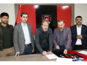 Van Spor Fk’da İmza Töreni