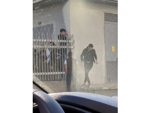 Lise Öğrencilerinin Tehlikeli Kaçışı Kamerada