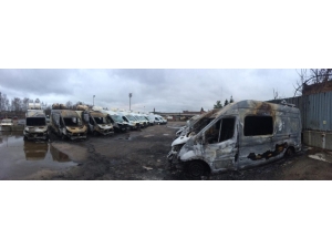 Rusya’da 13 Minibüs Aynı Anda Kundaklandı