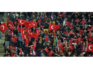 Milli Takım 1825 Gün Sonra Türk Telekom Stadyumu’nda